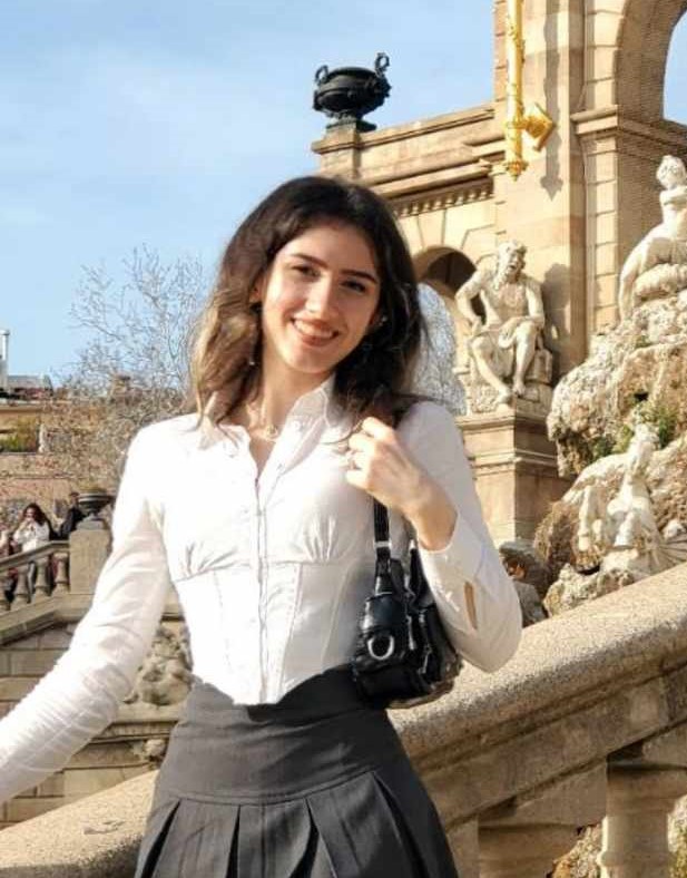 A picture of Adelina